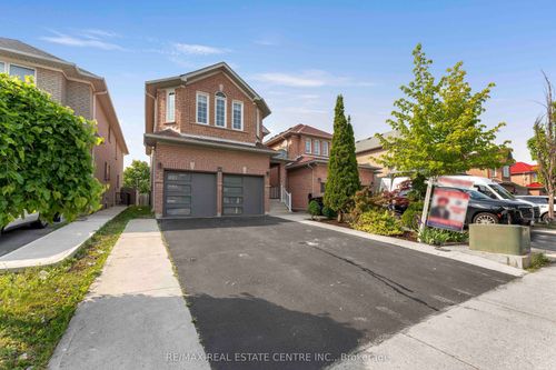 40 Octillo Blvd, Brampton, ON, L6R2P6 | Card Image