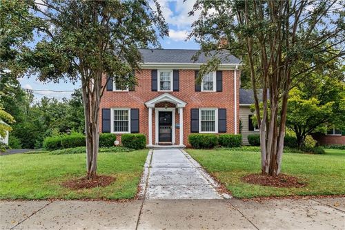 224 Grace St, Mount Airy, NC, 27030-2908 | Card Image