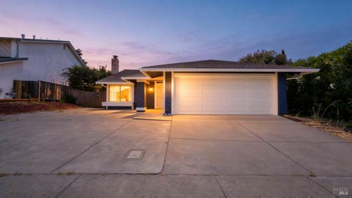 740 Coral Ridge Circle, Rodeo, CA, 94572 | Card Image