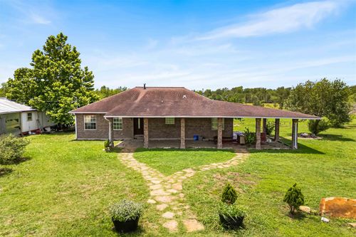 12212 Ballerstedt Rd, Elgin, TX, 78621-4113 | Card Image