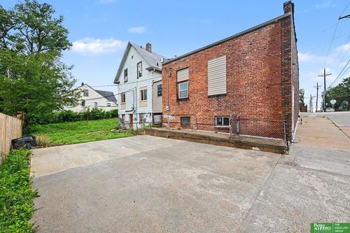 4201 Grand Ave, Omaha, NE, 68111-1852 | Card Image