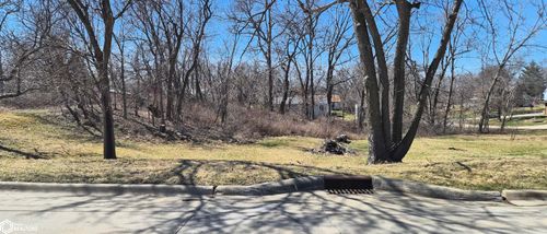 536 N 3rd St, Centerville, IA, 52544-1246 | Card Image