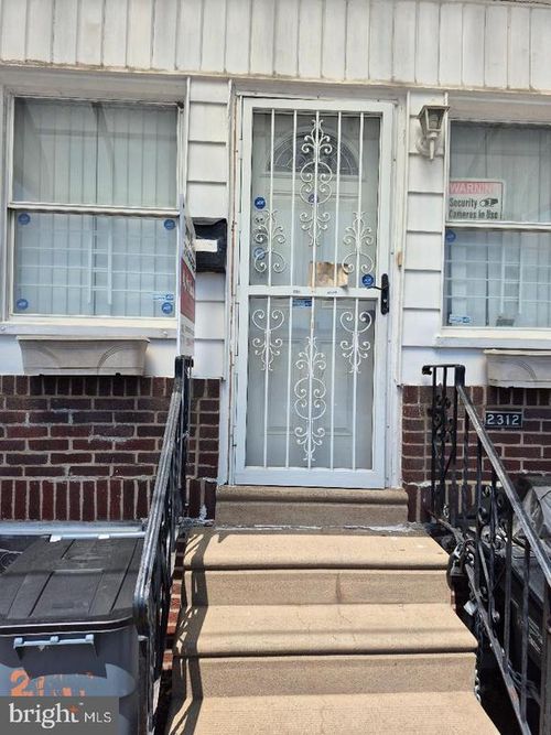2312 S Bonsall St, PHILADELPHIA, PA, 19145-3211 | Card Image