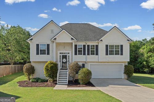 8 Kingsbrook Cv, Newnan, GA, 30265-2760 | Card Image