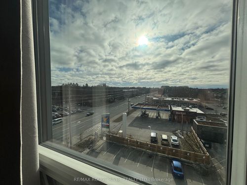 536-1900 Simcoe St N, Oshawa, ON, L1G4Y3 | Card Image