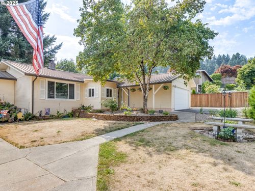 32952 Nw Ridge Dr, Scappoose, OR, 97056-6200 | Card Image