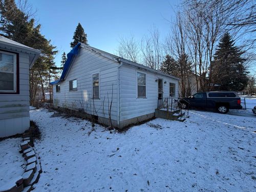 1521 Greenwich Street, Saginaw, MI, 48602 | Card Image