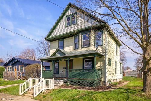 941 Carnegie Ave, Akron, OH, 44314-1133 | Card Image