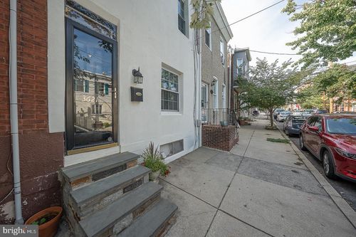 3621 Calumet St, PHILADELPHIA, PA, 19129-1603 | Card Image