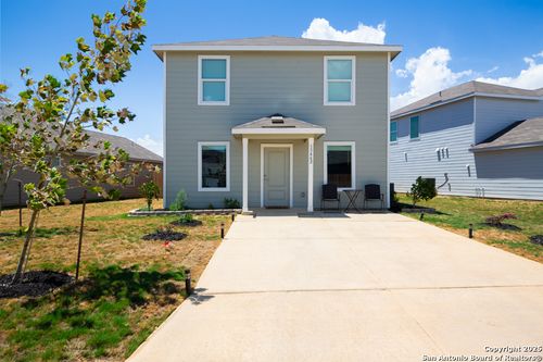 13462 Furyk Dr, San Antonio, TX, 78221-4568 | Card Image