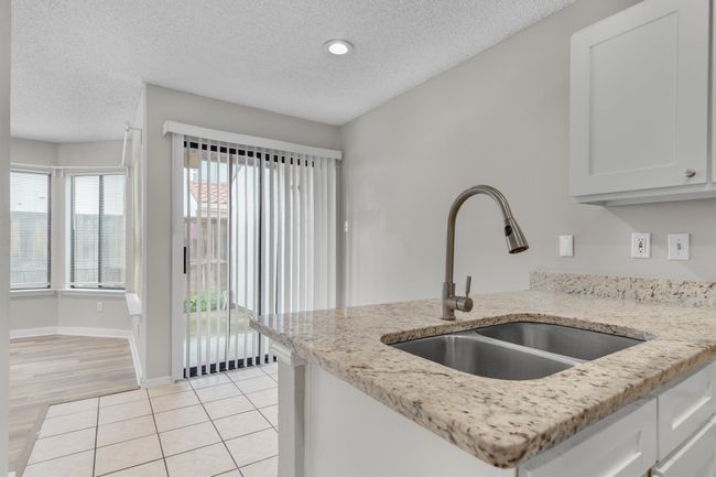 APT-137 - 521 Ranch Trl, Condo with 2 bedrooms, 2 bathrooms and null parking in Irving TX | Image 12