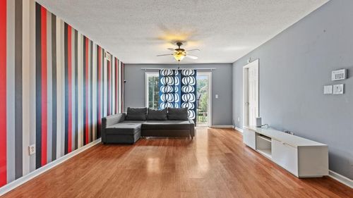 o8-6851 Roswell Rd, Sandy Springs, GA, 30328-2486 | Card Image