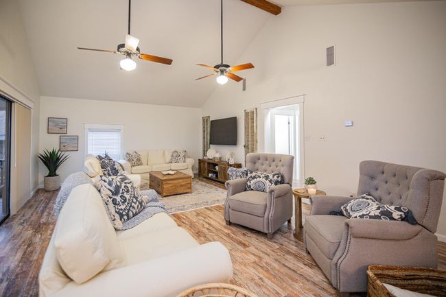 403 Olive St, House other with 3 bedrooms, 3 bathrooms and null parking in Port O Connor TX | Image 9