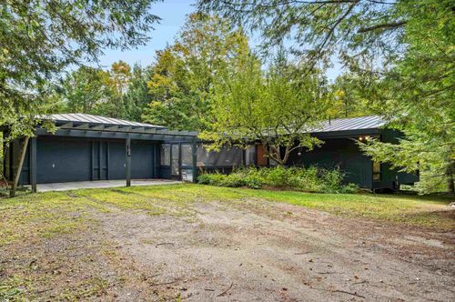 105 Sugarbush Access Rd, Warren, VT, 05674-9335 | Card Image