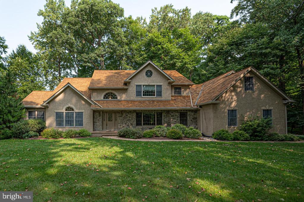 Captain Robinson Dr, Avondale, PA 19311