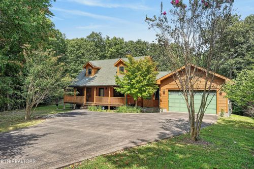 303 Oesterman Dr, Monterey, TN, 38574-7344 | Card Image