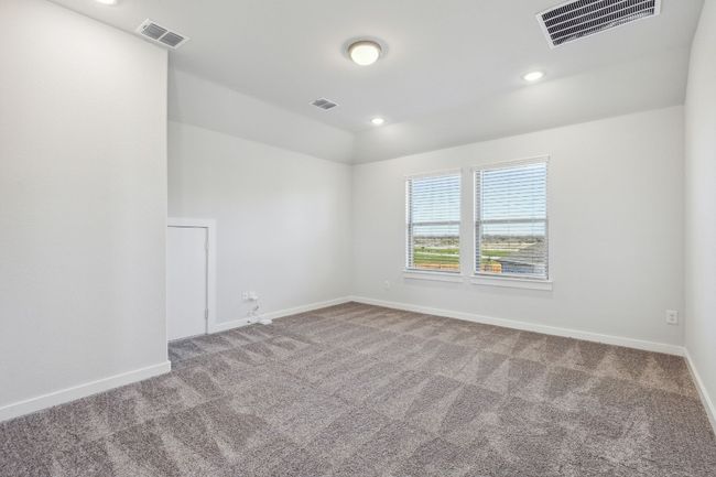 304 Bendecido Loop, House other with 4 bedrooms, 4 bathrooms and 2 parking in Elgin TX | Image 23
