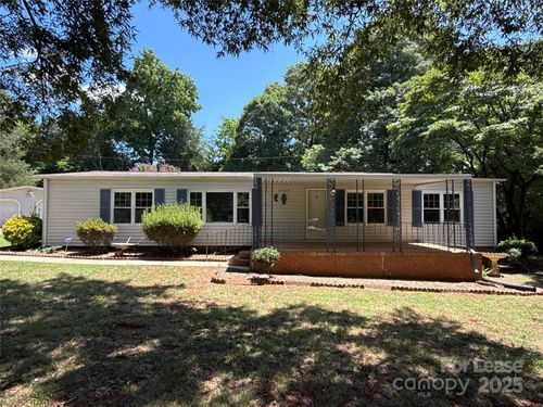 5248 Montana Cir Nw, Concord, NC, 28027-9719 | Card Image