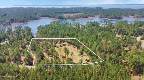 32 & 33 Bailey Pointe Dr, Belhaven, NC, 27810 | Card Image