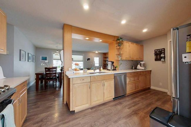 309 5 Street Ne, Home with 5 bedrooms, 2 bathrooms and 6 parking in Slave Lake AB | Image 17
