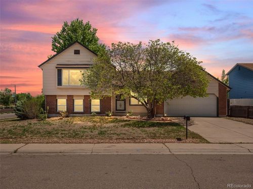 4594 Granby Way, Denver, CO, 80239-5104 | Card Image