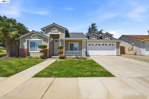 3035 Hudson Dr, Brentwood, CA, 94513 | Card Image