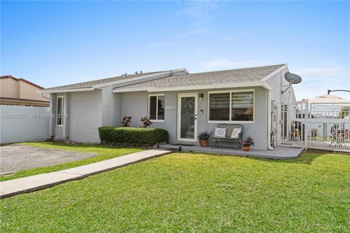 13226 Nw 5th Ter, Miami, FL, 33182-1620 | Card Image