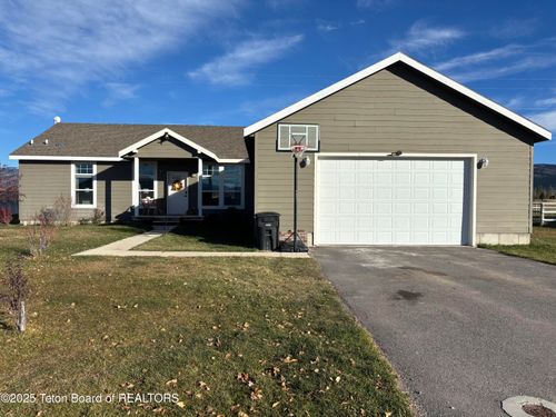3833 Wood Rd, Victor, ID, 83455-5352 | Card Image