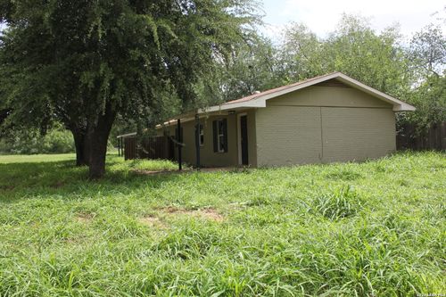 723 W Brazos St, Pearsall, TX, 78061-1701 | Card Image