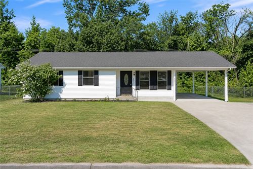 803 4th Ave Sw, Gravette, AR, 72736-9771 | Card Image