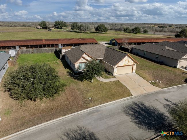 2502 Alamo St, House other with 3 bedrooms, 2 bathrooms and null parking in Gonzales TX | Image 39