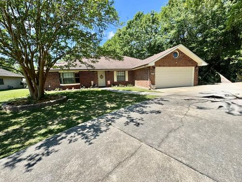 8003 Fishhook Lane, Picayune, MS, 39466 | Card Image