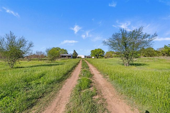 150 Huenefeld Ln, Home with 2 bedrooms, 3 bathrooms and 1 parking in Round Top TX | Image 28