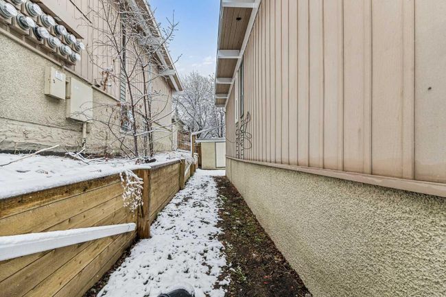 1401 - 11010 Bonaventure Drive Se, Home with 2 bedrooms, 1 bathrooms and 1 parking in Calgary AB | Image 21