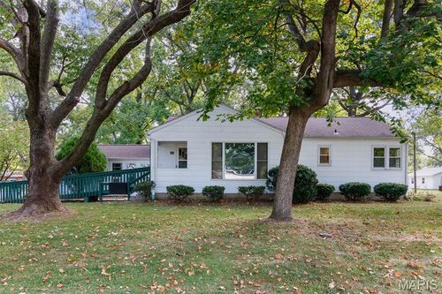 220 N Madison St, Trenton, IL, 62293-1026 | Card Image