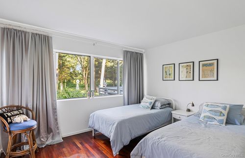 139 Greenleaf Ln, Sagaponack, NY, 11962-2018 | Card Image