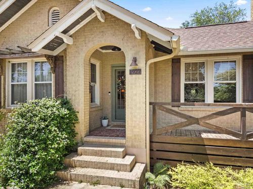 1927 Magnolia Ave, Pensacola, FL, 32503-4930 | Card Image