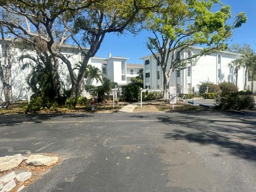 a206-6304 Pointe West Blvd, BRADENTON, FL, 34209-5514 | Card Image