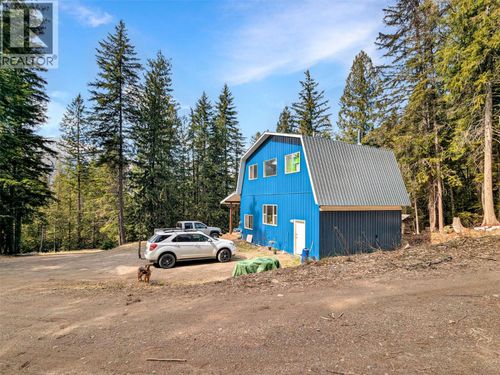 8907 Martens Rd, Slocan, BC, V0G2C0 | Card Image