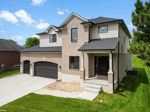 4497 Thornhill Dr, Auburn Hills, MI, 48326-4316 | Card Image