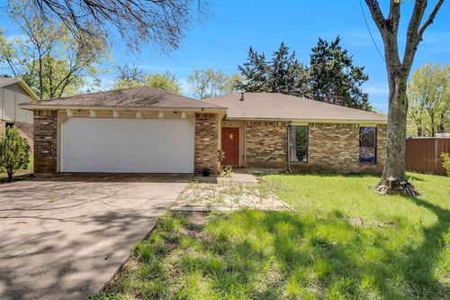 426 Roundtop Boulevard, Duncanville, TX, 75116 | Card Image