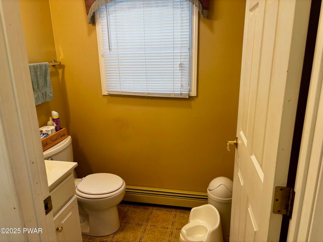 KITCHEN | Image 13
