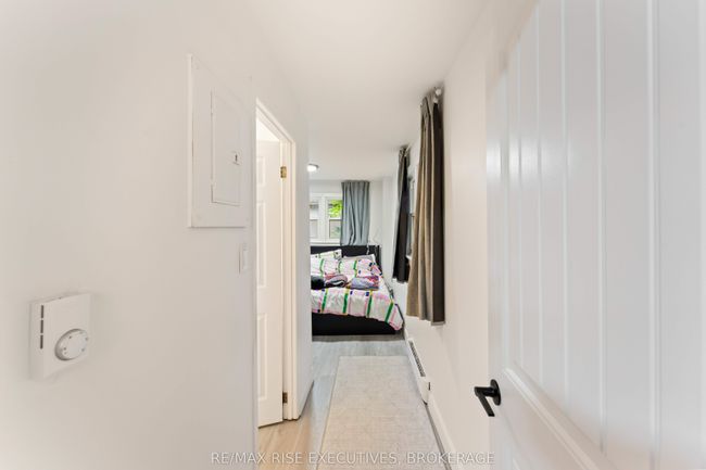247 Queen St, Home with 5 bedrooms, 2 bathrooms and null parking in Kingston ON | Image 7