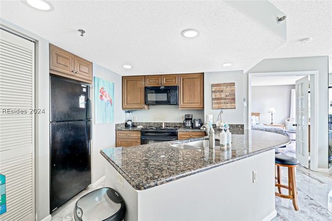APT-1209 - 1 Ocean Ln, Condo with 2 bedrooms, 2 bathrooms and null parking in Hilton Head Island SC | Image 8