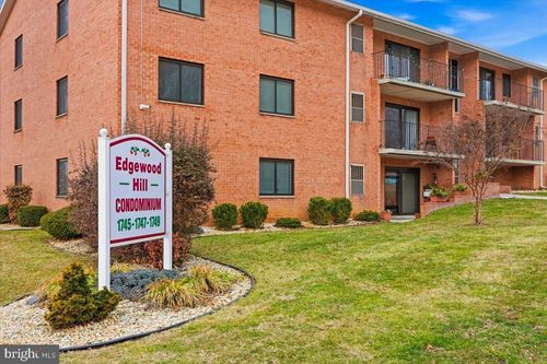 3-1745 Edgewood Hill Cir, HAGERSTOWN, MD, 21740-3333 | Card Image