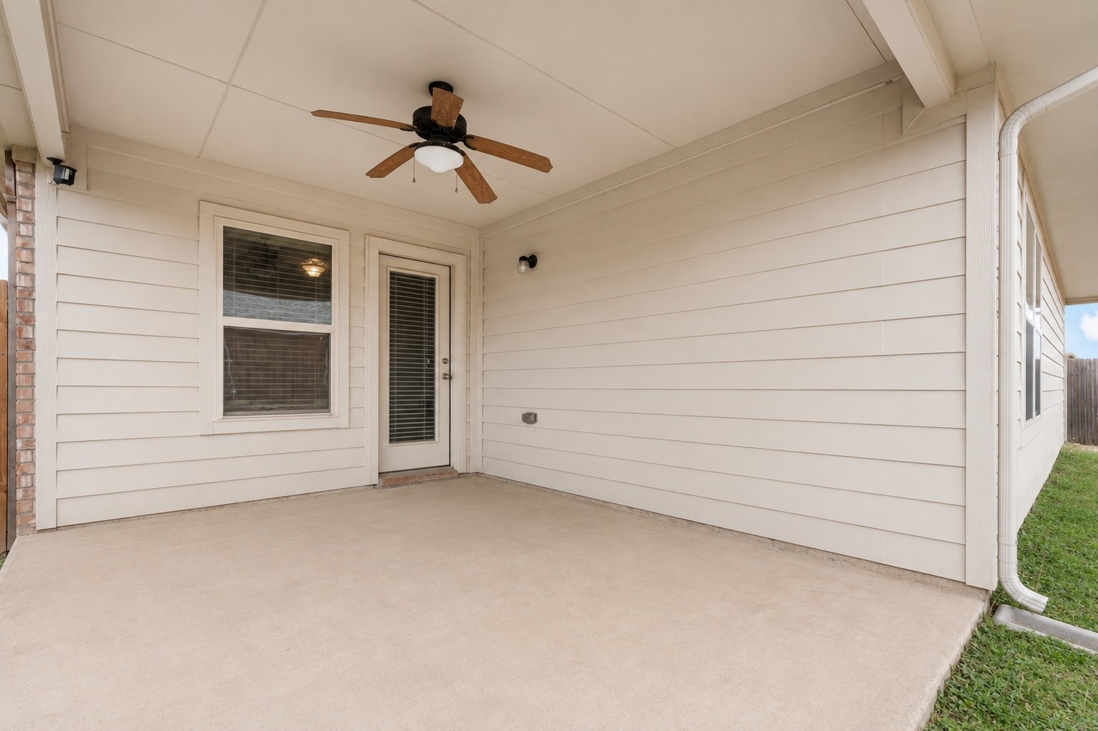 Residential in Crowley 5