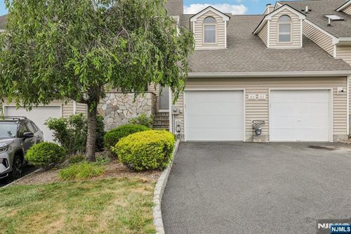 80 Davey Dr, West Orange, NJ, 07052-2153 | Card Image