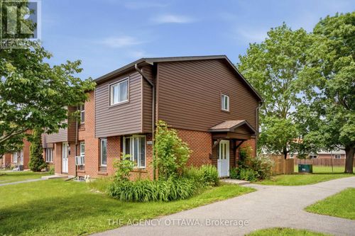 85-3202 Stockton Drive, Ottawa, ON, K1T1S1 | Card Image