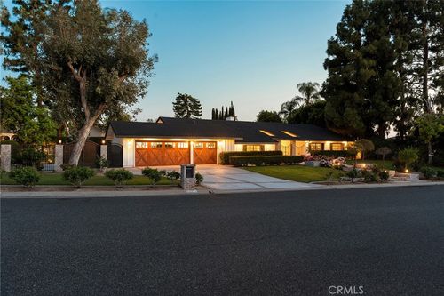 18082 Mark Cir, Villa Park, CA, 92861-2648 | Card Image