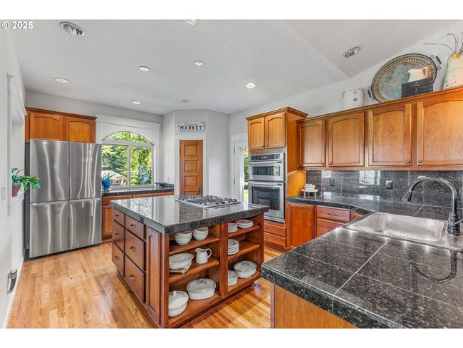 3460 Summers Ln Se, House other with 3 bedrooms, 3 bathrooms and 2 parking in Turner OR | Image 8